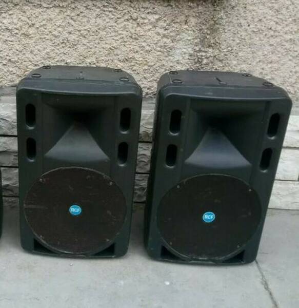 rcf art 500 a 500 watt rms 15 pollici