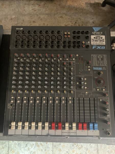 mixer soundcraft spirit fx8