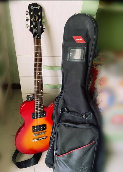 chitarra elettrica epiphone