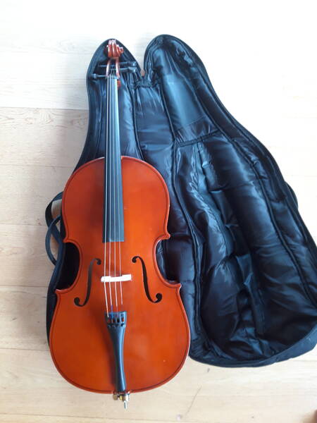 diamond violoncello 1/4 stradivarius