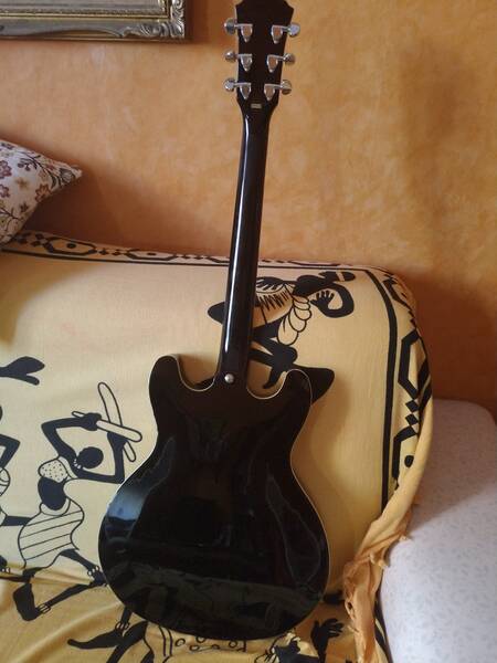 vendo chitarra semiacustica j&d brothers