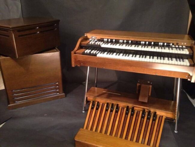 hammond b3 universal ( motore a102 del 1958 ) + leslie 147 del 1959