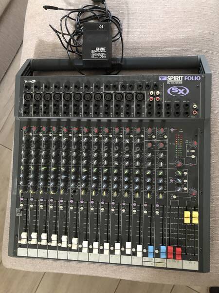 mixer soundcraft spirit folio sx