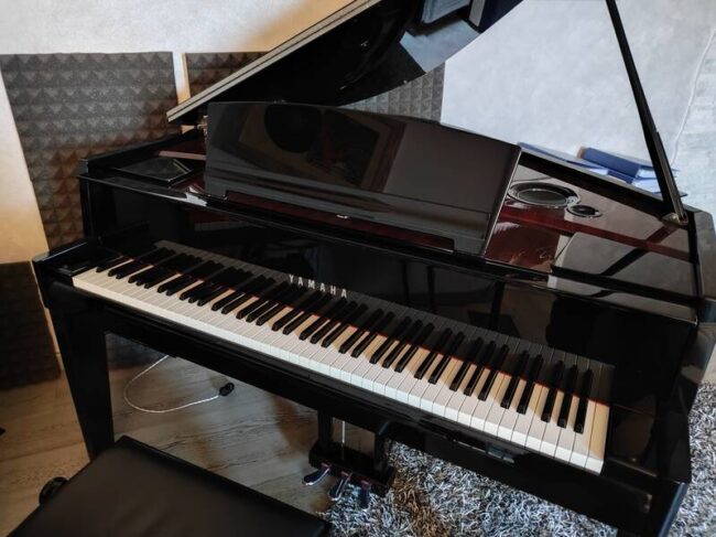 pianoforte yamaha come nuovo usato solo per registrazioni