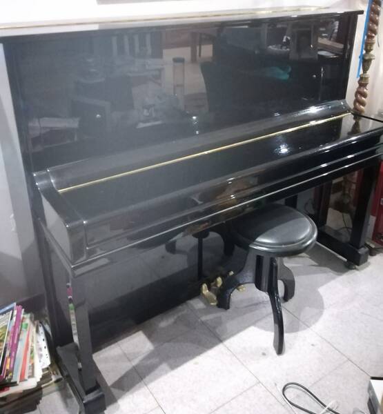 vendesi pianoforte verticale h hartmann