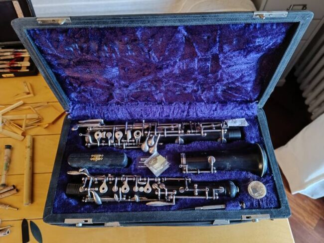 vendo oboe grassi buono stato con attrezzature costruzione ance