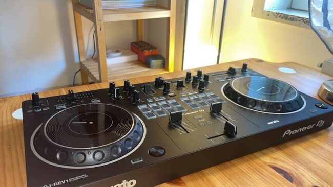 pioneer ddj rev-1