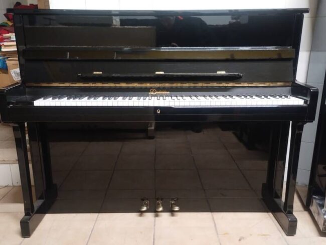 pianoforte dietmann 114 con trasporto e panca inclusi