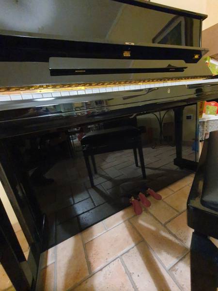 pianoforte verticale schulze pollman 126 nero perfetto mai usato