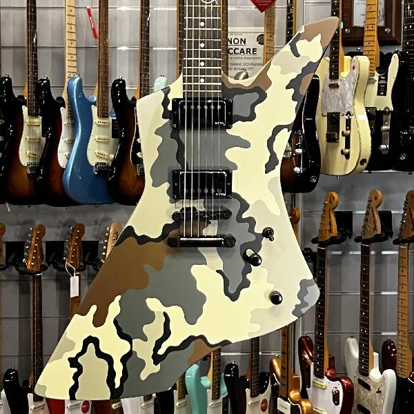 ltd - snakebyte james hetfield kuiu camo satin + orignal case - spedizione gratis