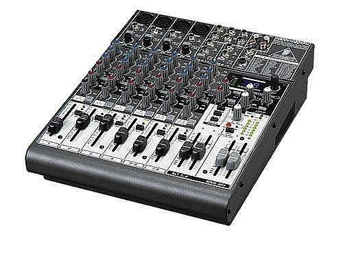 behringer xenyx 1204 usb - mixer