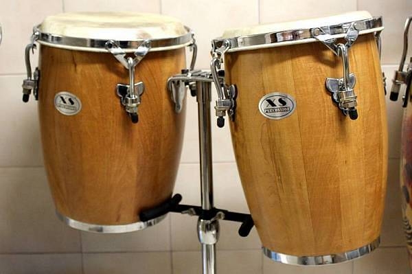 xs percussion congas 12 13 con supporto