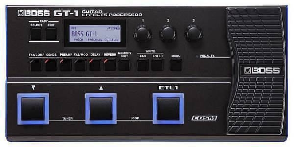 boss gt1 - processore multieffetto e switch per chitarra