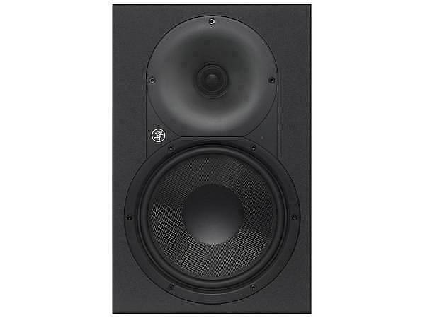 mackie xr 824 - studio monitor