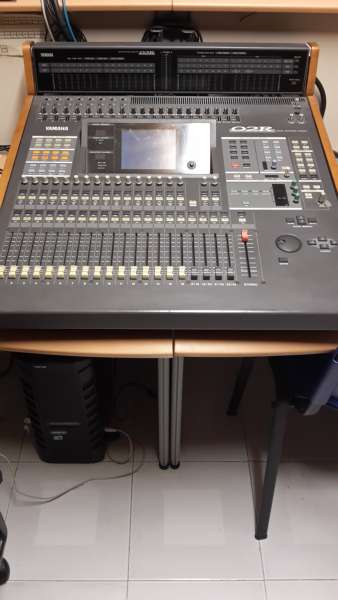 mixer yamaha 02