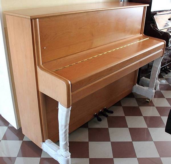 weisbach up 110 pianoforte acustico verticale 110 cm   ciliegio satinato