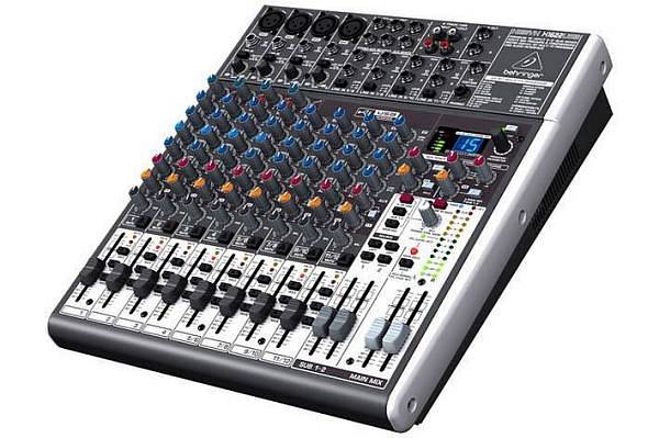 behringer x1622usb eu   mixer 4 microfoni 4 stereo