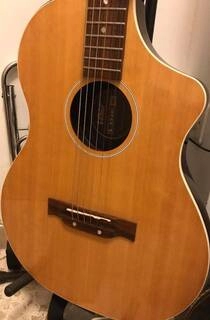 chitarra line6 variax 300 acoustic steel natural