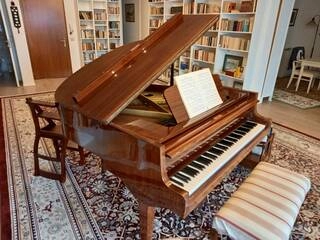 pianoforte niendorf degli anni cinquanta