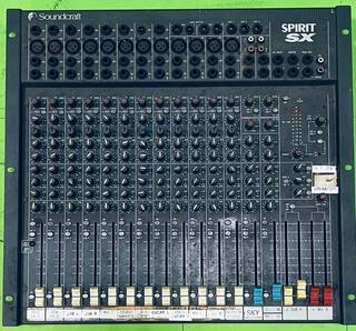 mixer soundcraft spirit