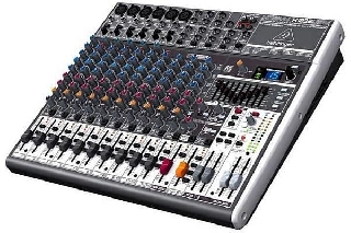 behringer xenyx x1832usb-eu